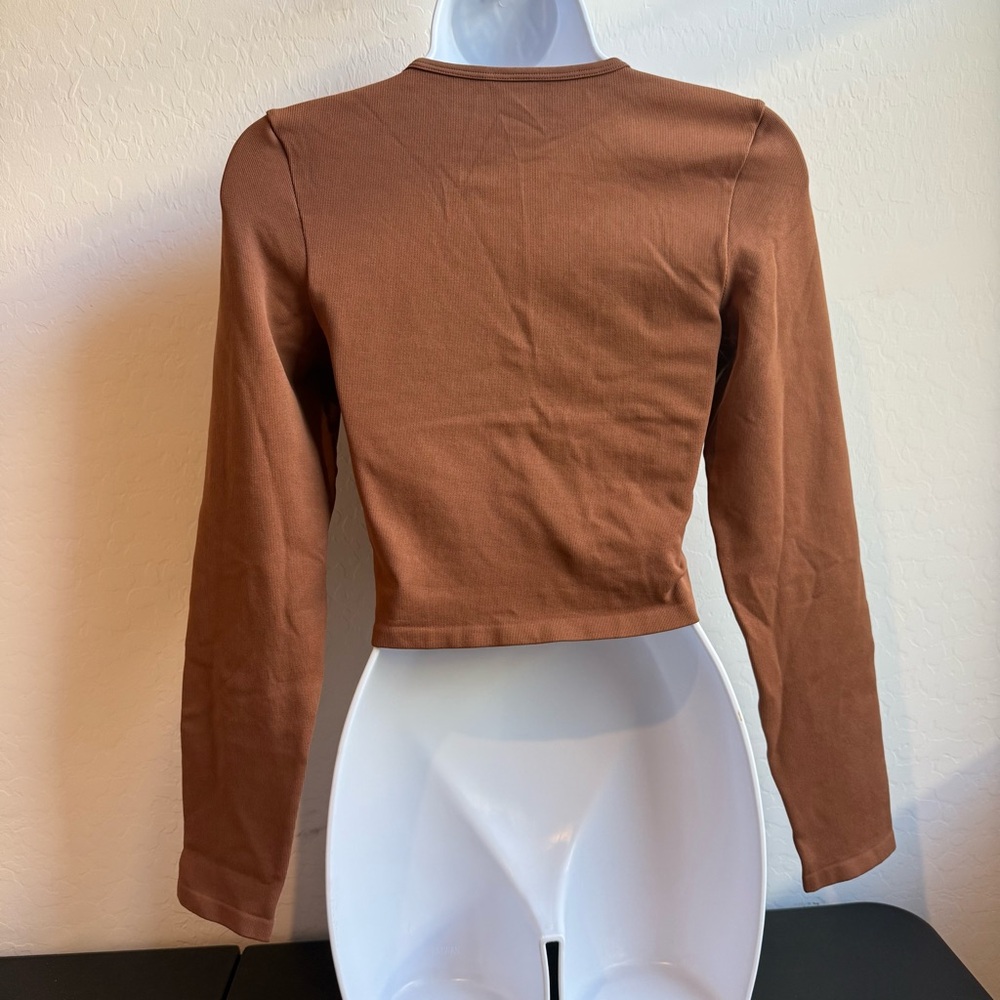 2 pack of OQQ Crop Tops Seamless Stretch - Picture 4 of 6